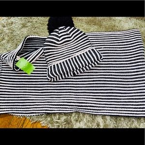 Kate Spade  NY ♠️ 2 piece matching set hat/scarf